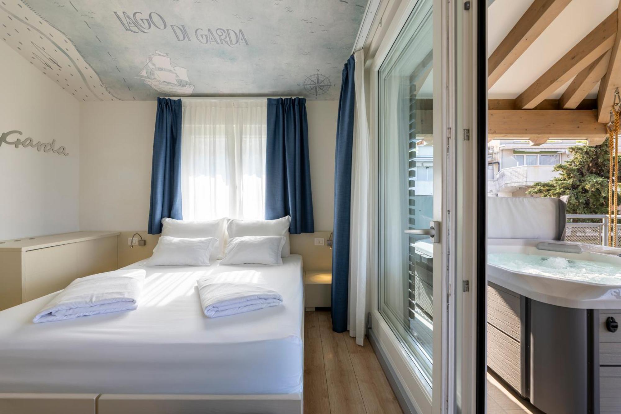 Hi Hotels Torbole - Pool & Spa Торболе Экстерьер фото
