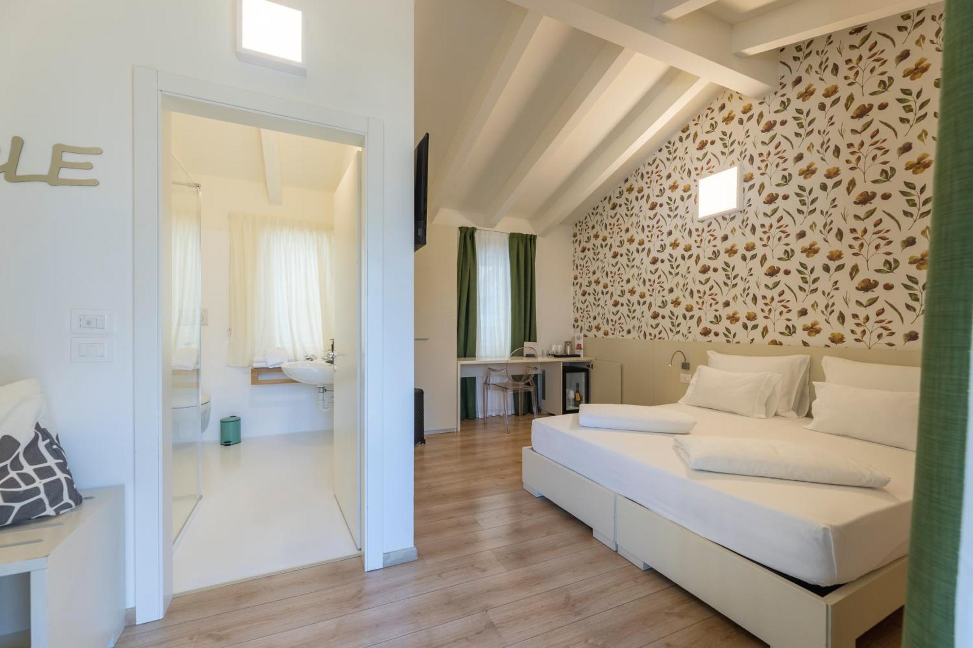 Hi Hotels Torbole - Pool & Spa Торболе Экстерьер фото